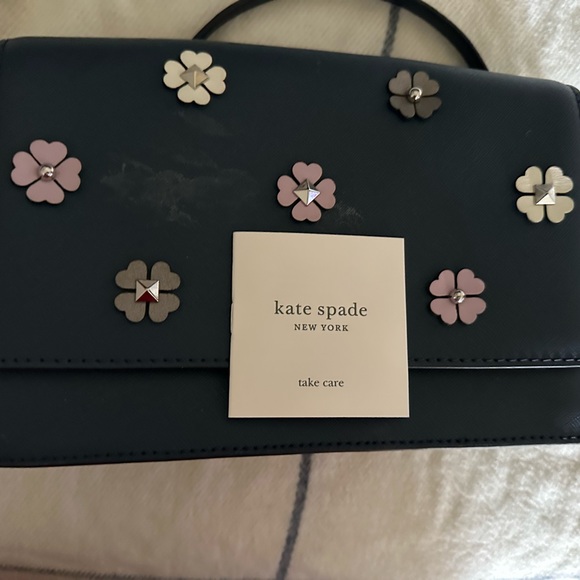Adorable Kate spade bag - Picture 2 of 4